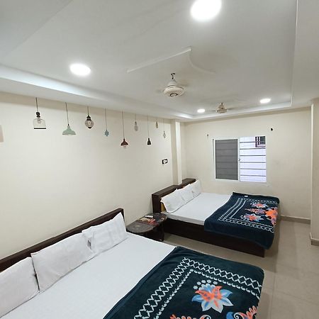 Fabhotel Shipra Ujjain Eksteriør bilde